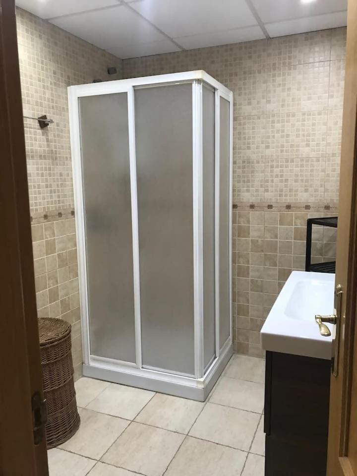 Espectacular Residencial En 1A Linea Con Piscina Apartment Benajarafe Bagian luar foto