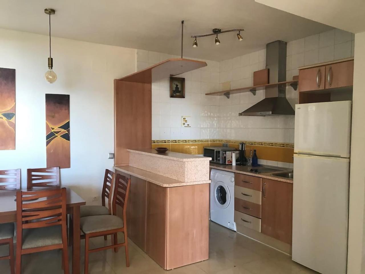 Espectacular Residencial En 1A Linea Con Piscina Apartment Benajarafe Bagian luar foto
