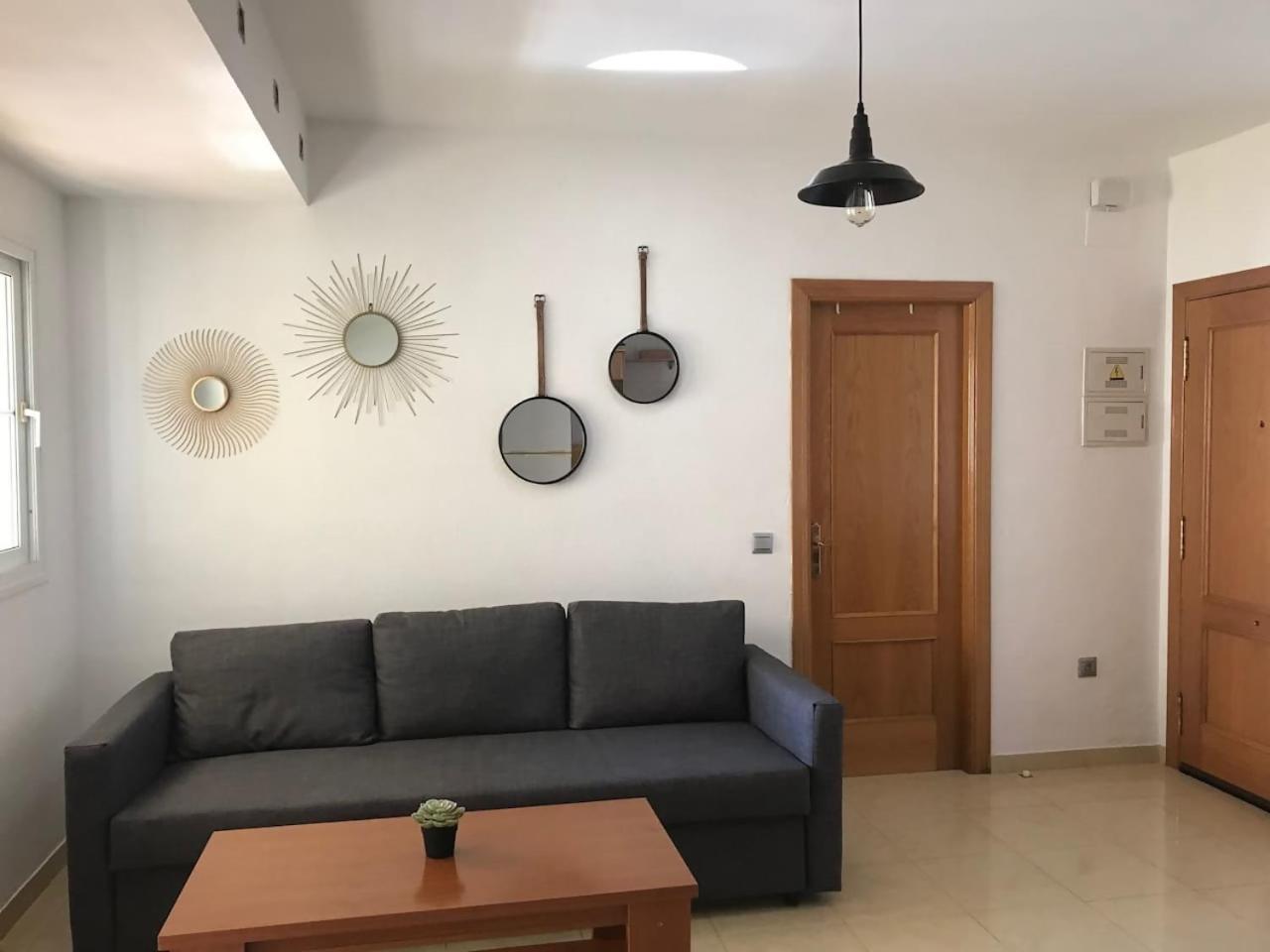 Espectacular Residencial En 1A Linea Con Piscina Apartment Benajarafe Bagian luar foto